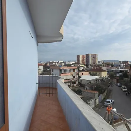 Lägenhet Tirana Apartment