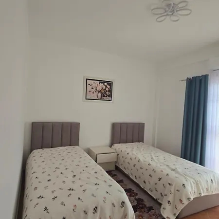 Tirana Apartment شقة *