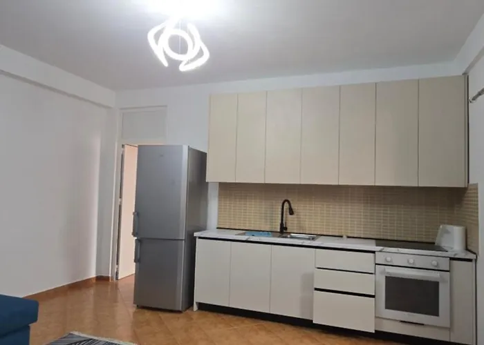 Tirana Apartment شقة تيرانا